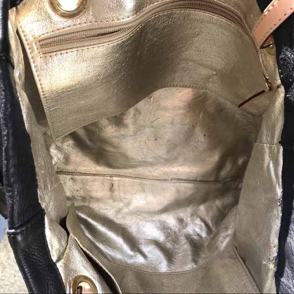 Michael Kors purse black logo fob leather - Picture 8 of 8